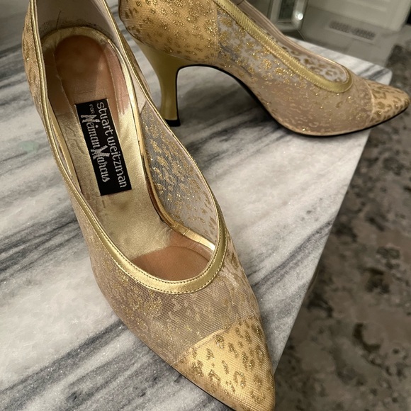 COPY - Omg the golden slippers Stuart Weitzman  opera ball room shoes size 8,5 … - Picture 9 of 17